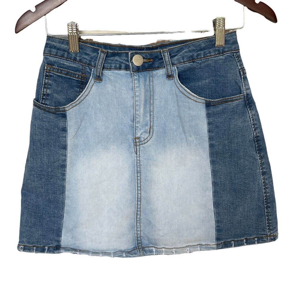 Coco‎ Jaimeson Mini Skirt Women's 25x15.5 Inch Blue Denim Two Tone Waist Pockets